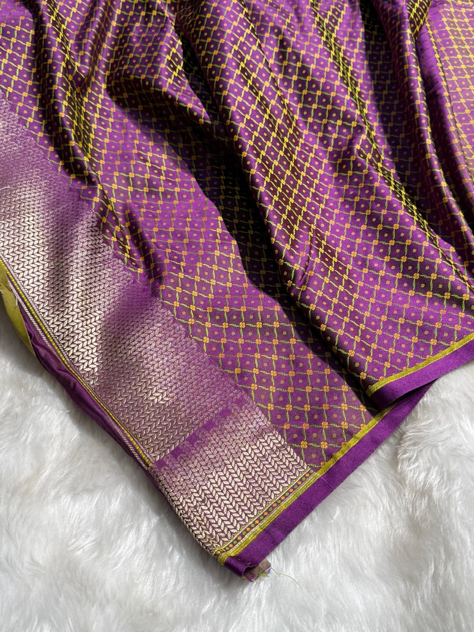 Wine Booti Pattern Satin Katan Silk Saree SK56