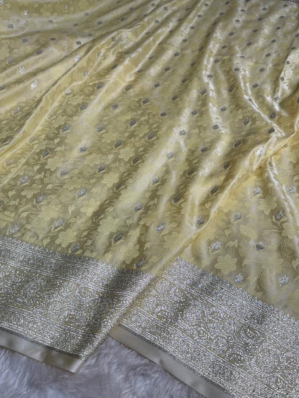 Light Yellow Tanchoi Satin Katan Silk Saree SKTM-03