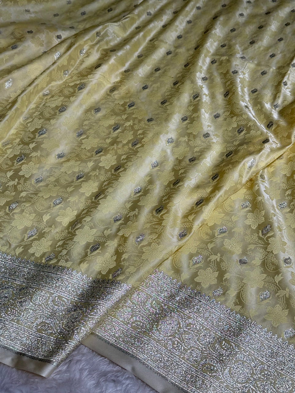 Light Yellow Tanchoi Satin Katan Silk Saree SKTM-03