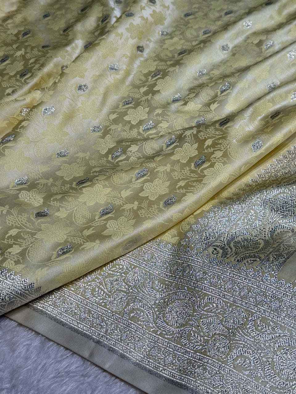 Light Yellow Tanchoi Satin Katan Silk Saree SKTM-03