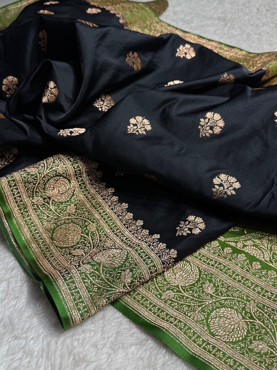 Black - Mehandi Banarasi Boota Katan Silk Saree