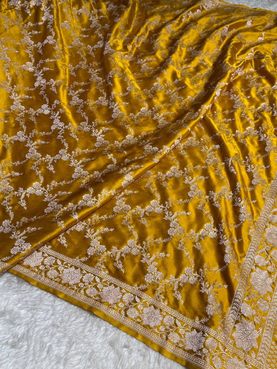 Mustard Jaal Pattern Mashru Silk Saree MS56