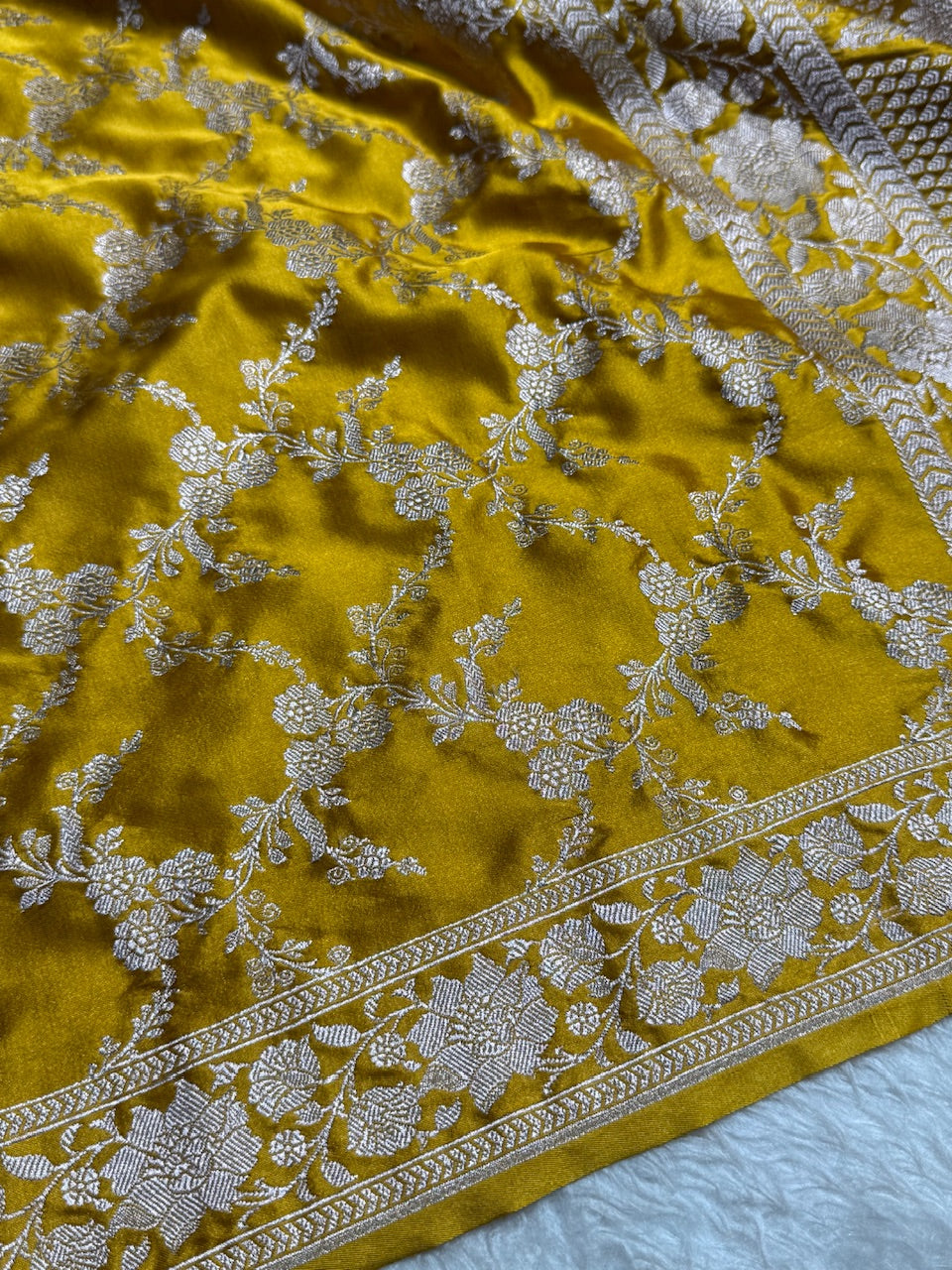 Mustard Jaal Pattern Mashru Silk Saree MS56
