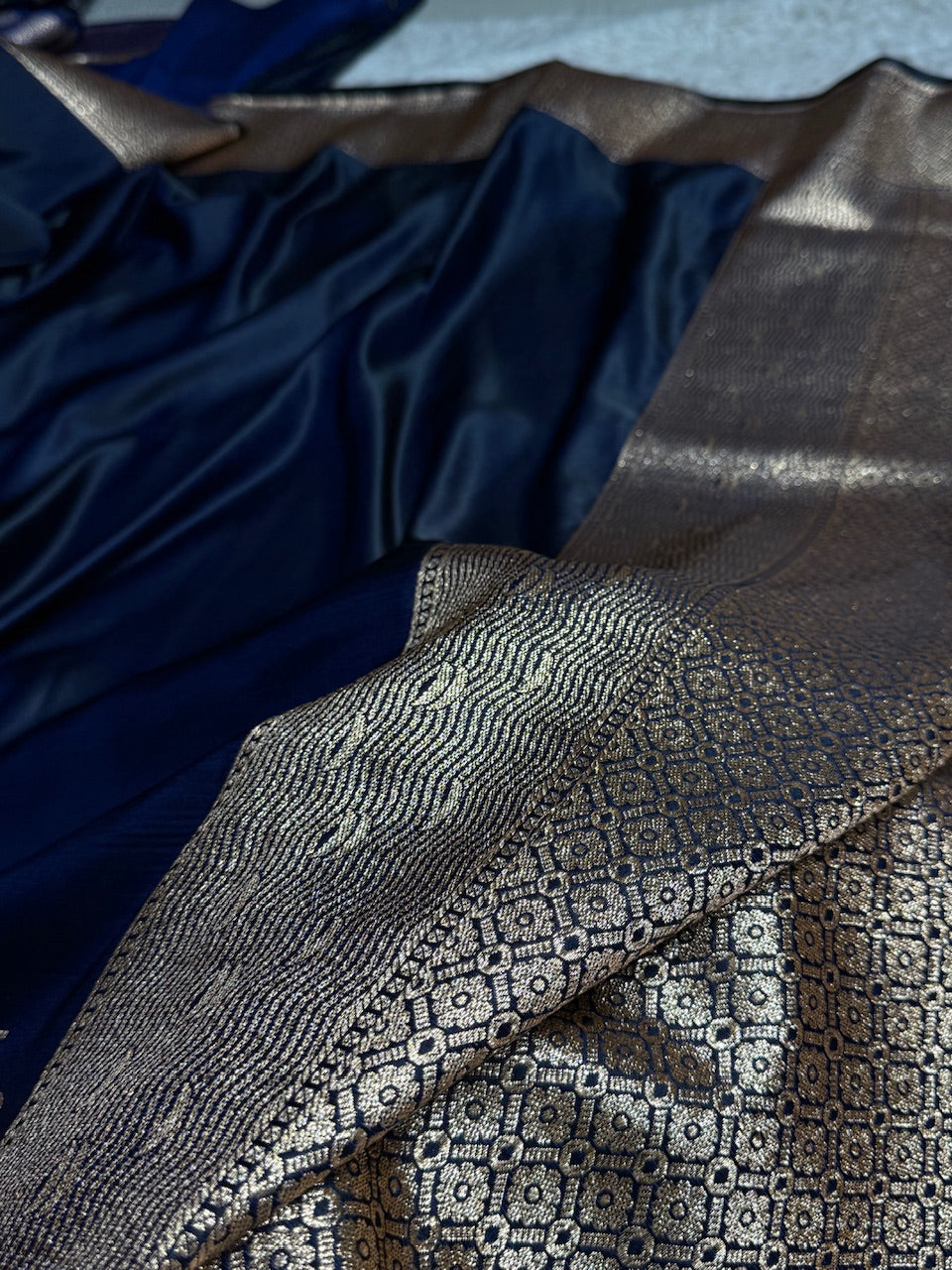 Navy Blue Banarasi Ghat Pattern Satin Katan Silk saree SK33