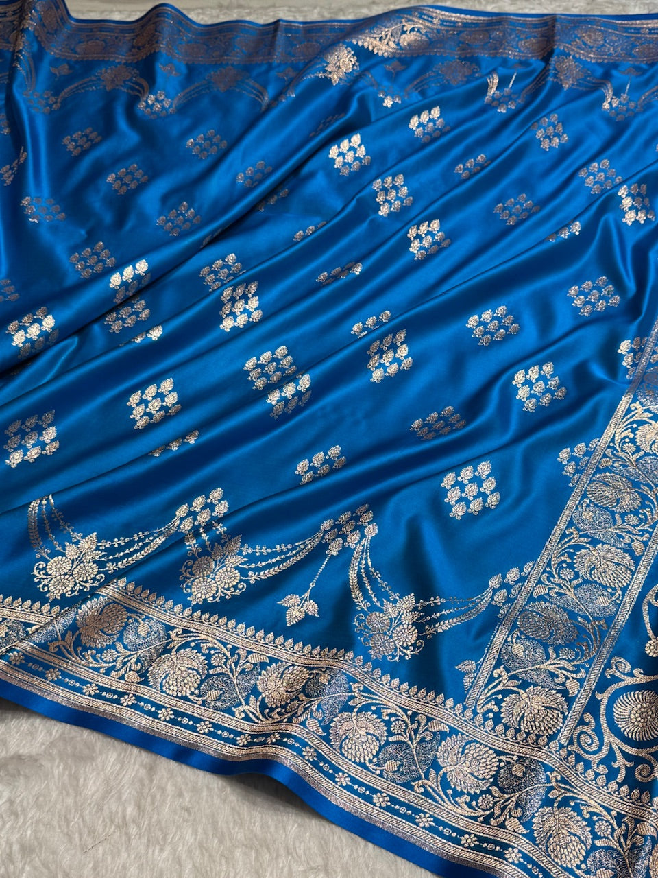 Firozy Floral Boota Satin Katan Silk saree SK34