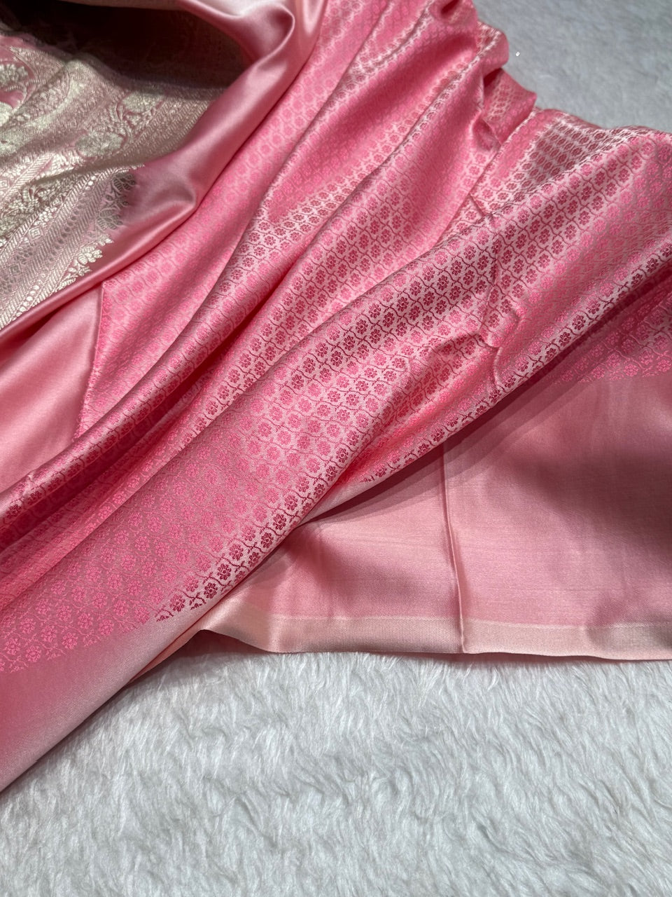 Baby Pink Jaal Pattern Mashru Silk Saree
