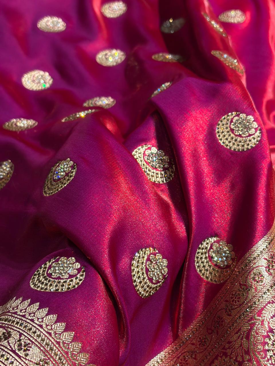 Chand Tara Reddish Magenta Chand Tara motif With Traditional Banarasi Swarovski Work BSS04 (R)