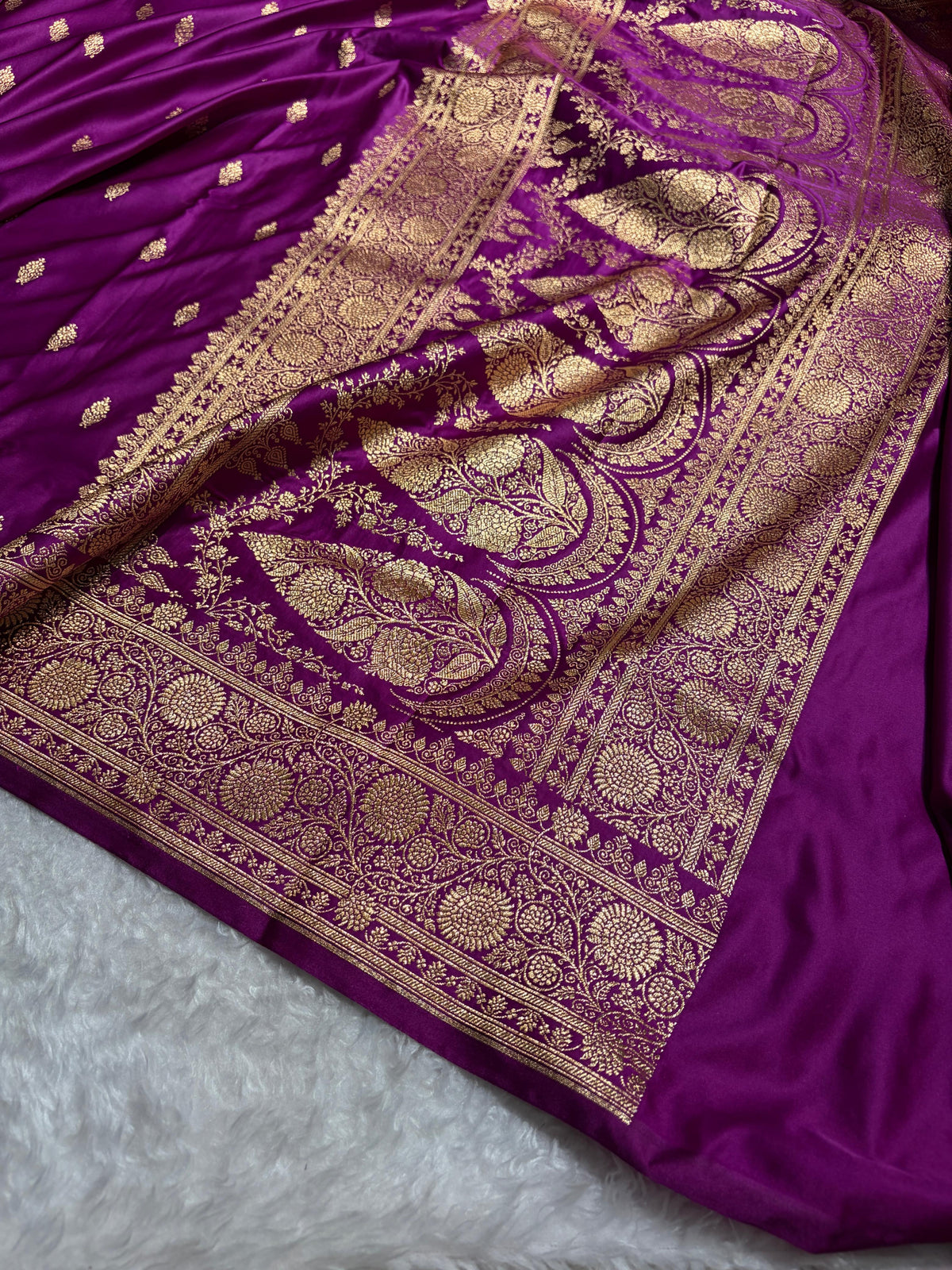 Banarasi Satin Katan Saree in Magenta Shades SK82