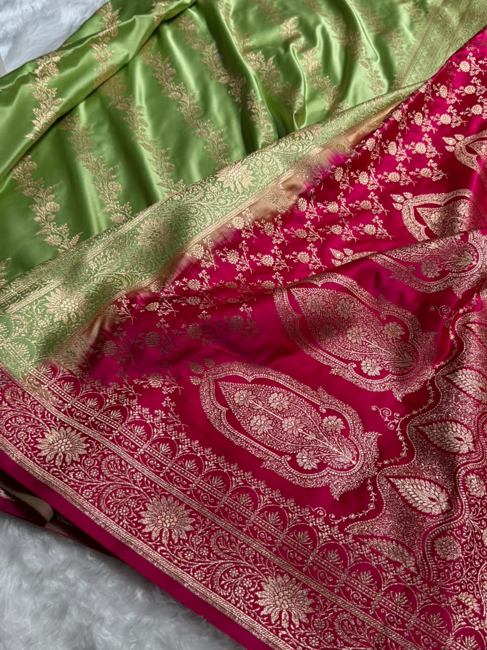 Green / Rani Pink green Contrast Satin Katan Saree Floral Cross Pattern SK155