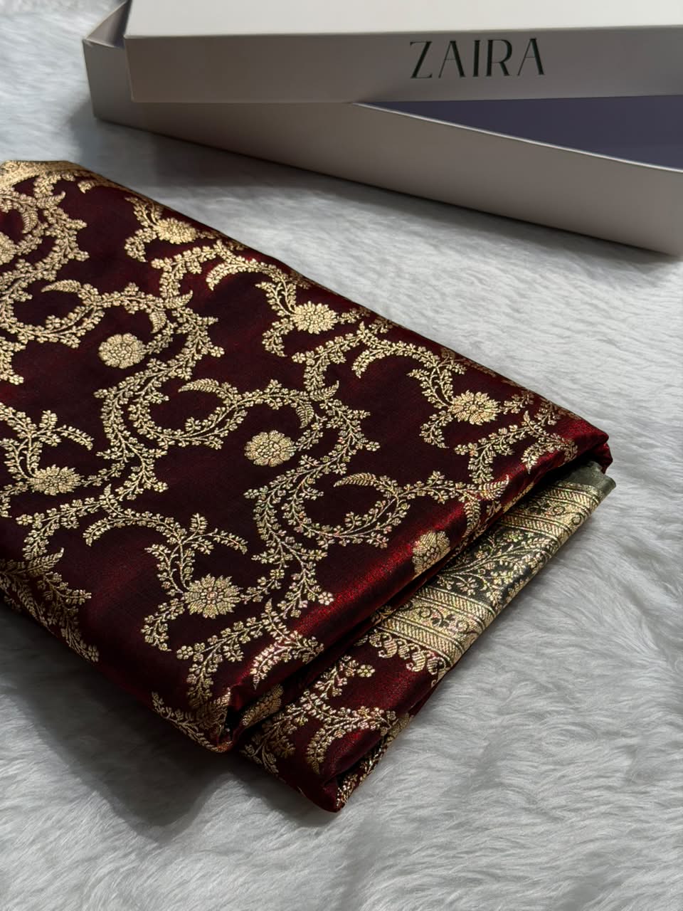 Maroon \ Grey Contrast Shades Jaal Pattern Banarasi Satin Silk Saree SS47