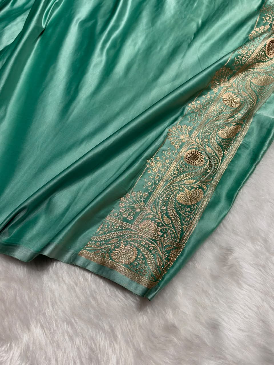 Sea Green Contrast Banarasi Satin Katan Saree With Zardozi or Swarovski Work jaal Pattern in Sea Green Shades BSK133