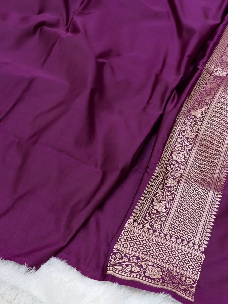 Deep Wine Shades in Rose Motif Pattern Mashru Silk Saree MSM-142