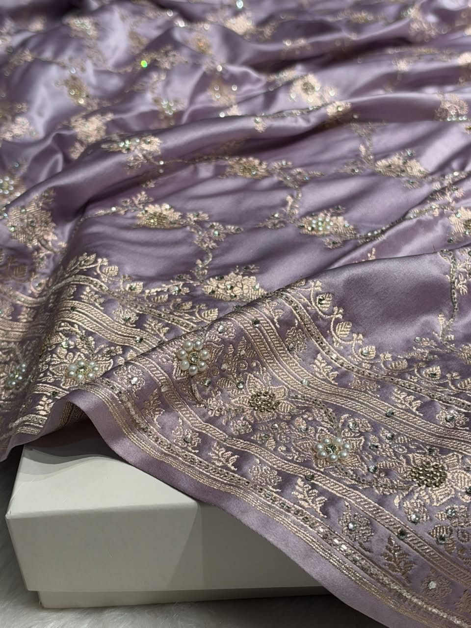 Dusty Lavender Jaal Pattern With Swarovski & Ari Stone Work Mashru Silk Saree BMCS109