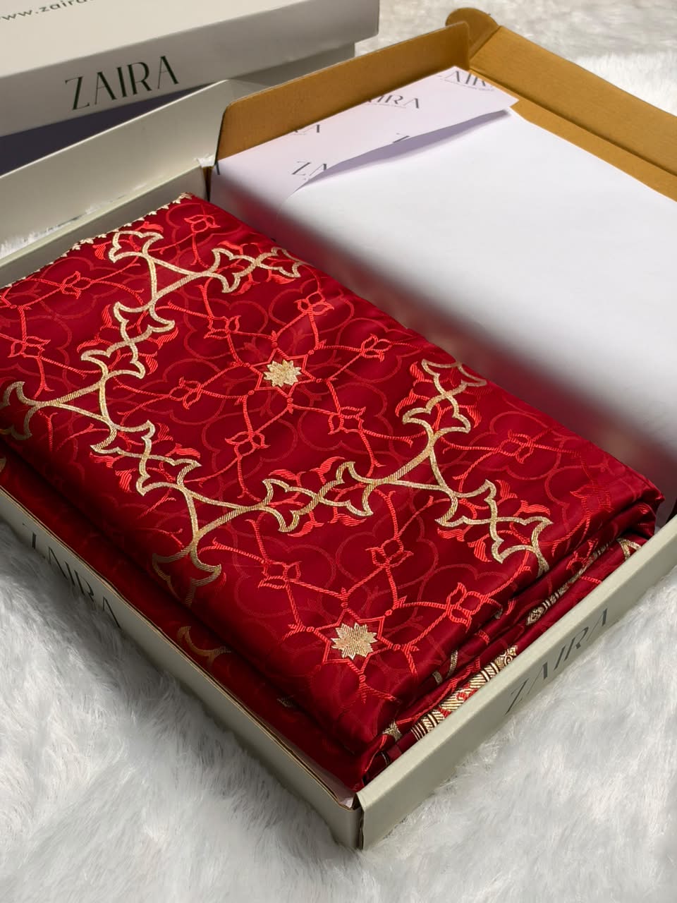 Banarasi Premium Reddish Maroon Satin Katan with Tanchoi Pattern SK164