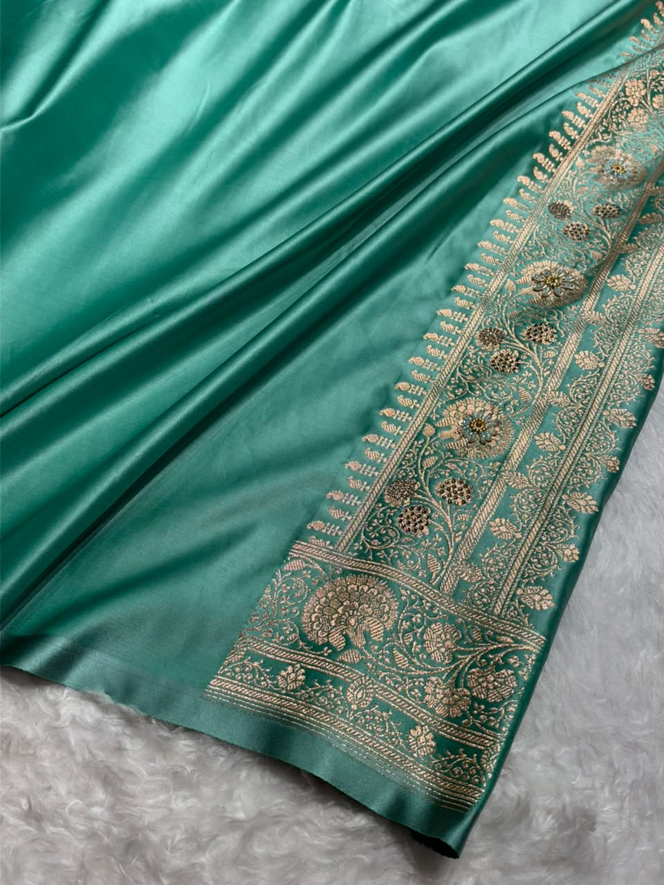 Royal Purple And Teal Green Contrast Banarasi Satin Katan Saree With Aari Zardozi Work Boota in Cross Royal Purle Shades BSK157