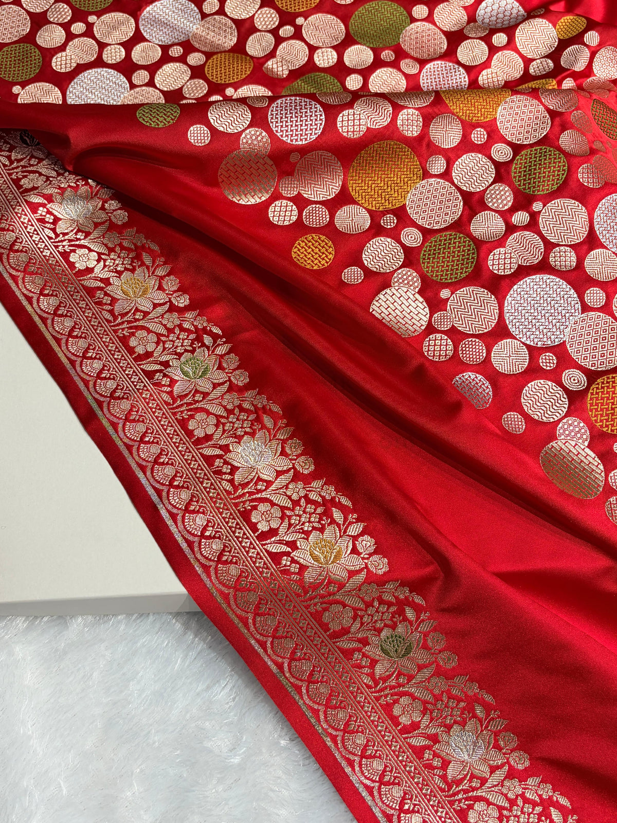 Red Saree in boota Pattern Mashru Silk Saree MSM-146