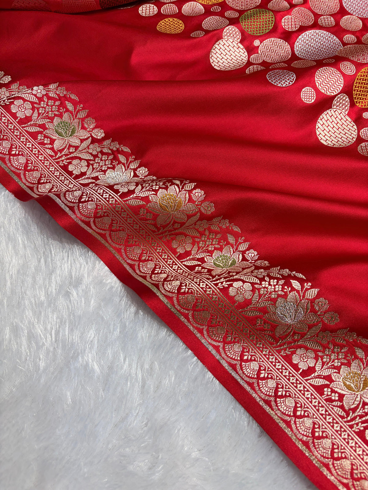 Red Saree in boota Pattern Mashru Silk Saree MSM-146