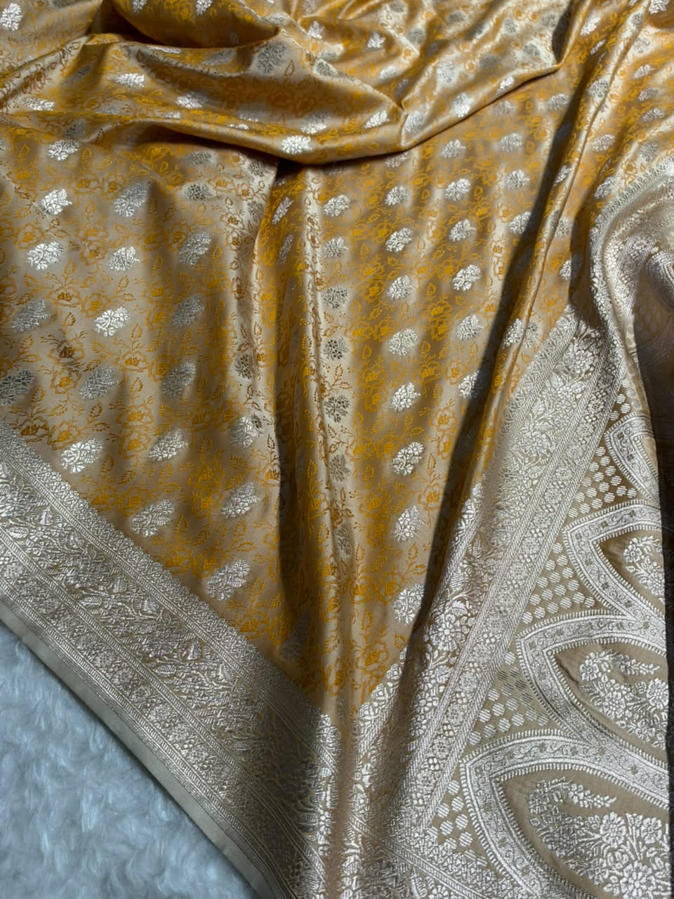 Mustard Shades Tanchoi Motif Mashru Silk Saree MST-10