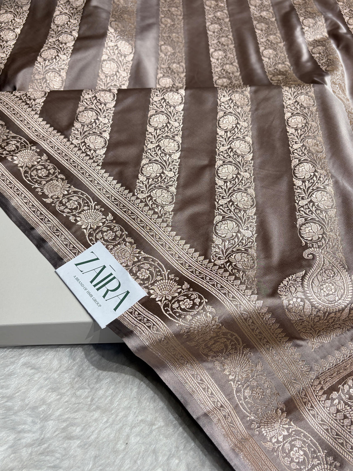 Light Olive Shades Banarasi Cross Pattern Floral Mashru Silk Saree MSM-102