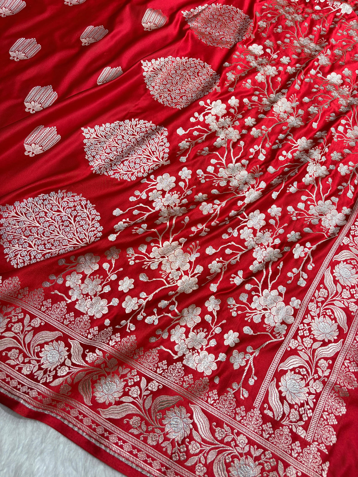 Red Shades Banarasi Boota Pattern Minakari Floral Mashru Silk Saree MSM-122