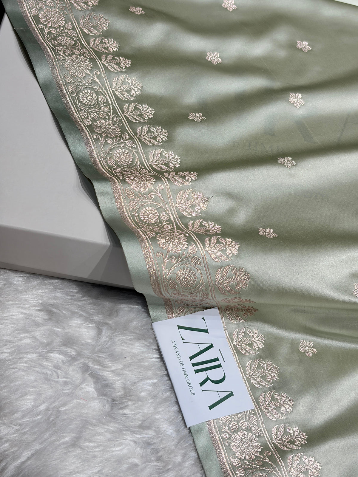 Light Gray Shades Banarasi Boota Pattern Floral Mashru Silk Saree MSM-149