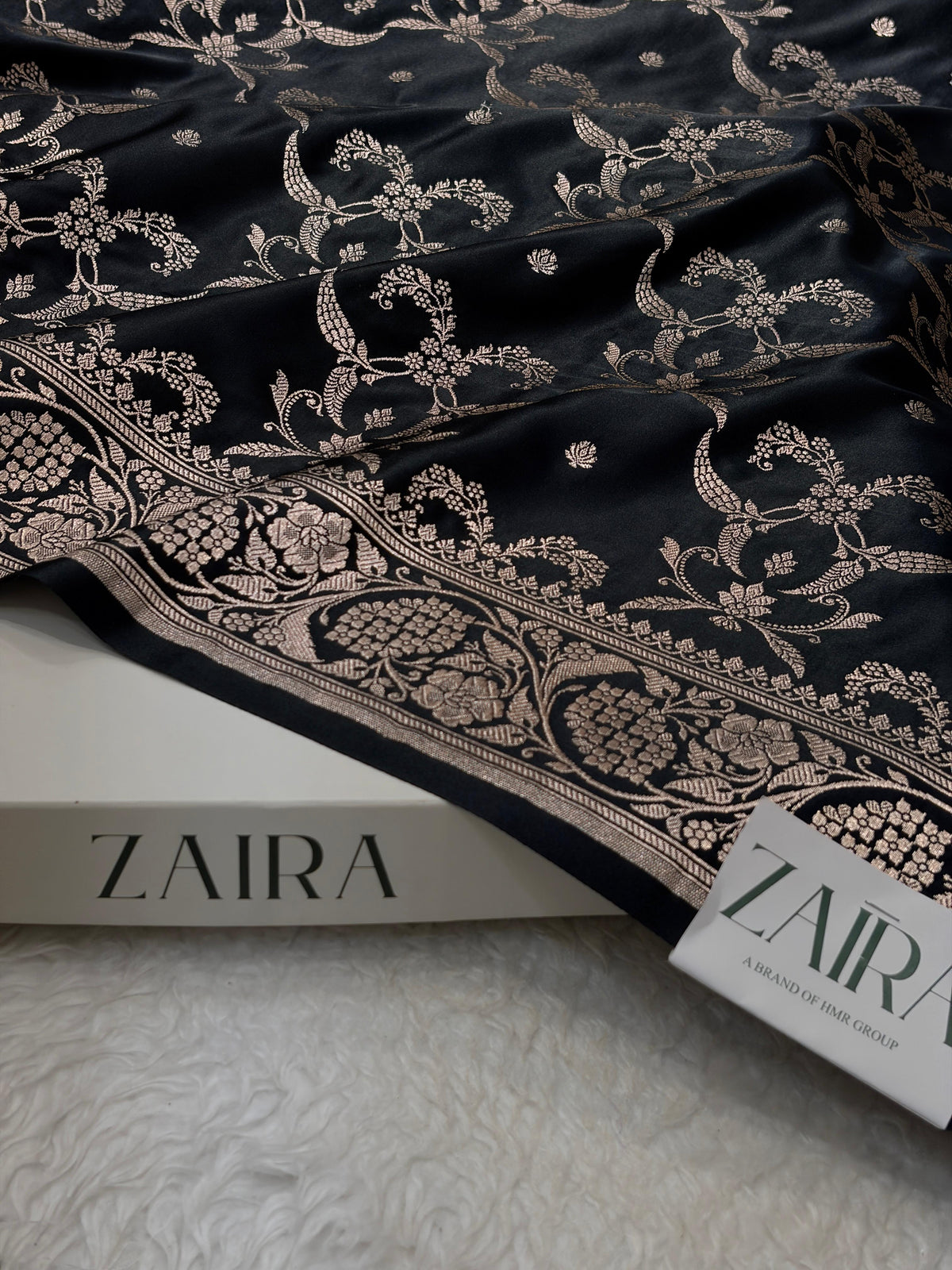 Black Shades Banarasi With Floral Jaal Pattern Mashru Silk Saree MSM-134