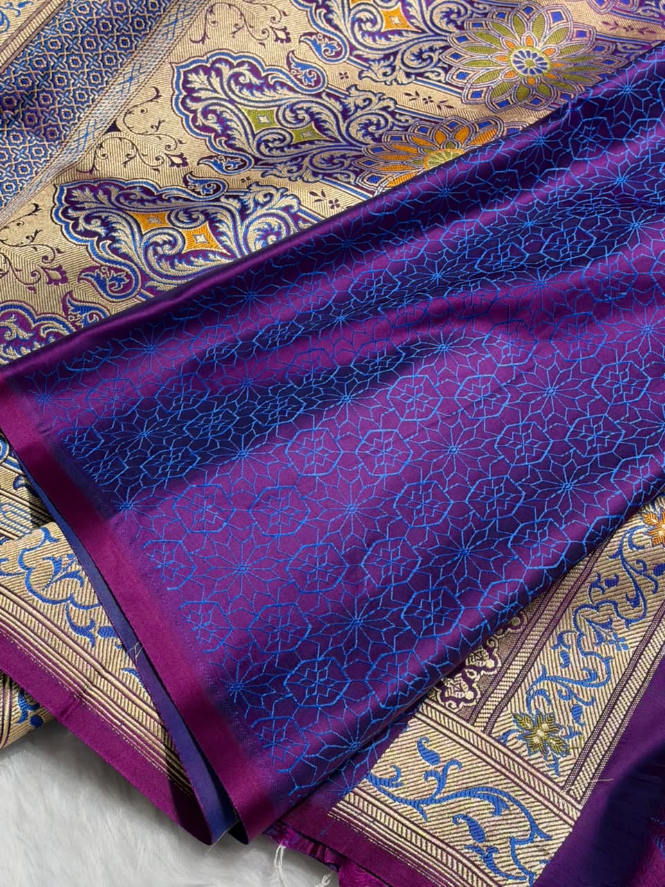 Banarasi Premium Cross Purple Satin Katan with Tanchoi Pattern SK164