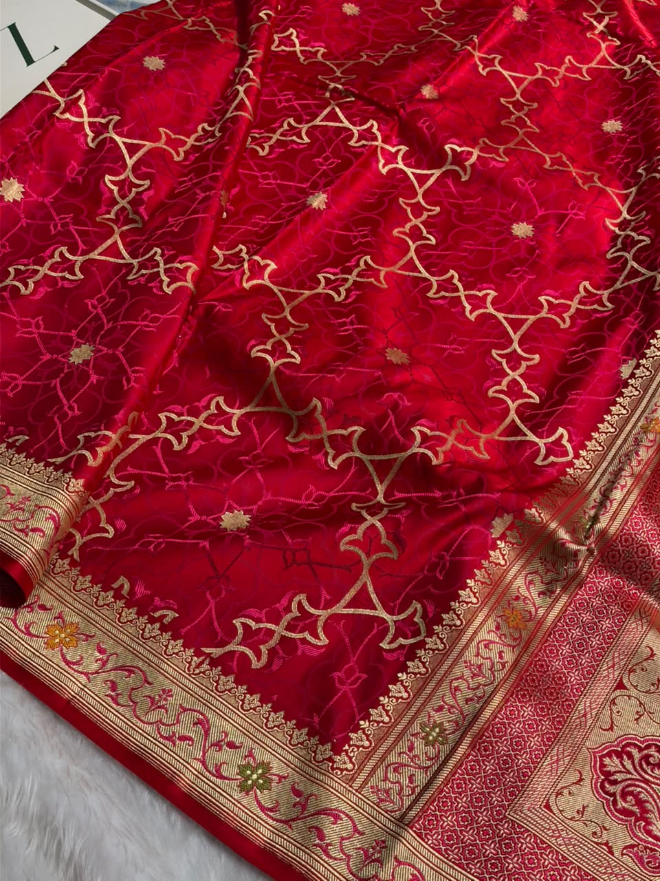Banarasi Premium Red Satin Katan with Tanchoi Pattern SK164