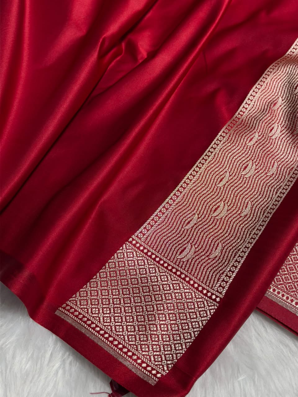 Red Shades Ghat Pattern Satin Katan Silk Saree MSM-144