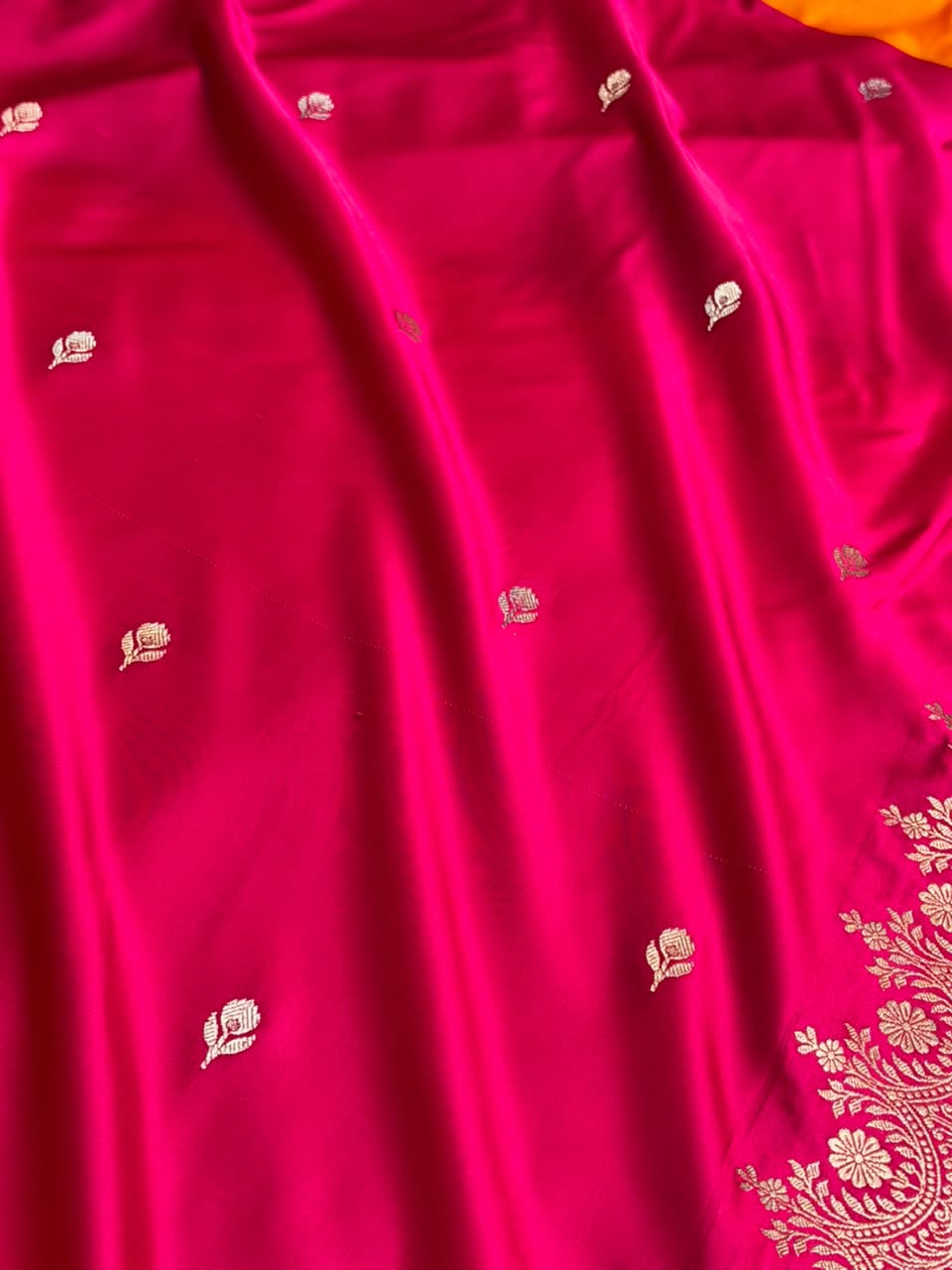 Pink With Yellow Shades Border Banarasi Booti Pattern Mashru Silk Saree MSM-141