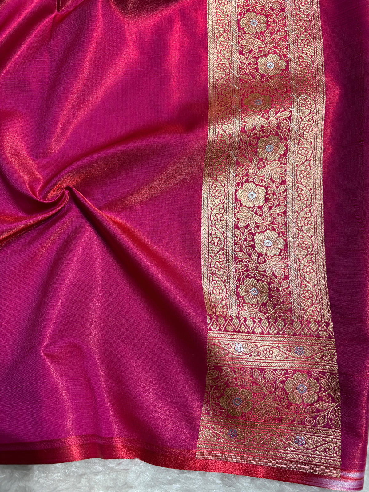 Magenta Pink Shades Minakari Boota Pattern Banarasi Satin Silk Saree SS44