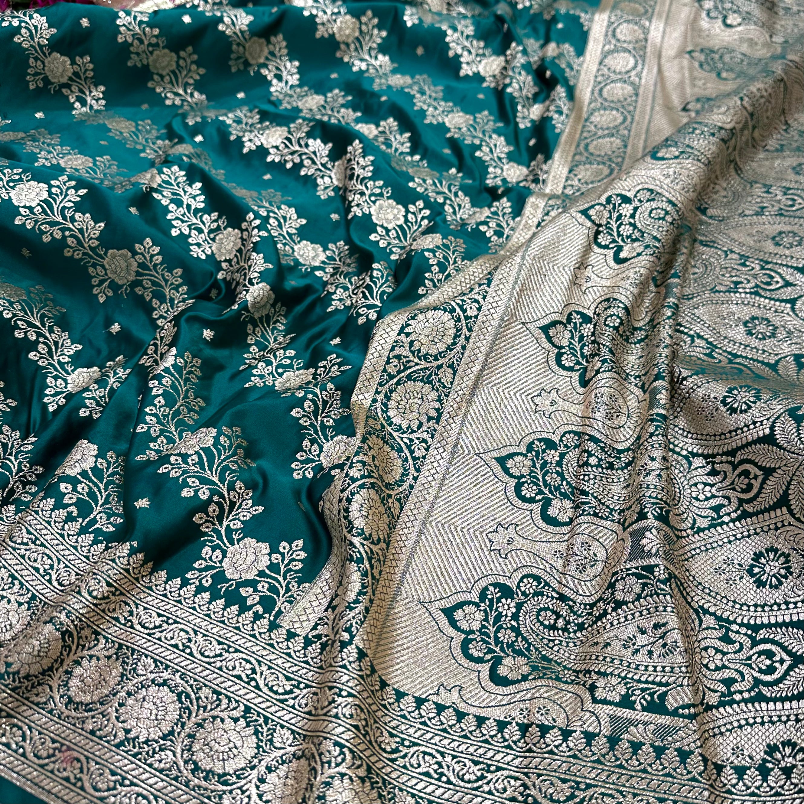 Katan Silk Saree In Rama Shades