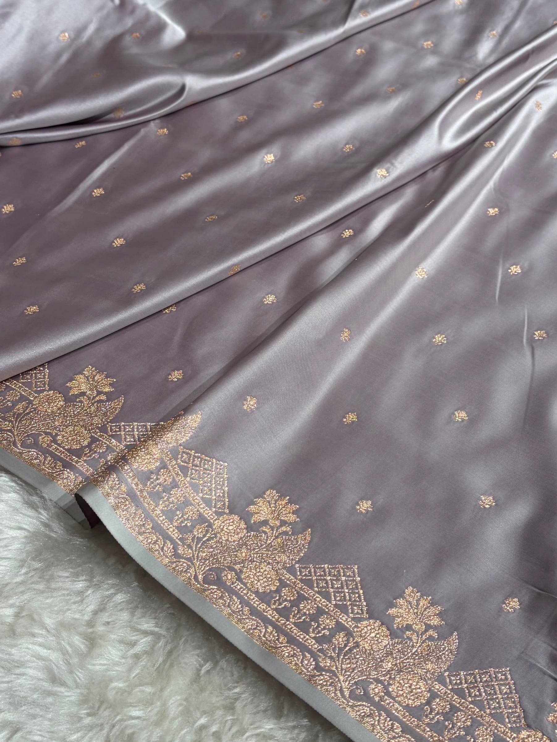 Banarasi Satin Katan Saree Booti PatterIn Sea Green Shades SK134