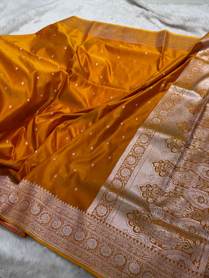 Booti Katan Silk Saree In Mustard Shades