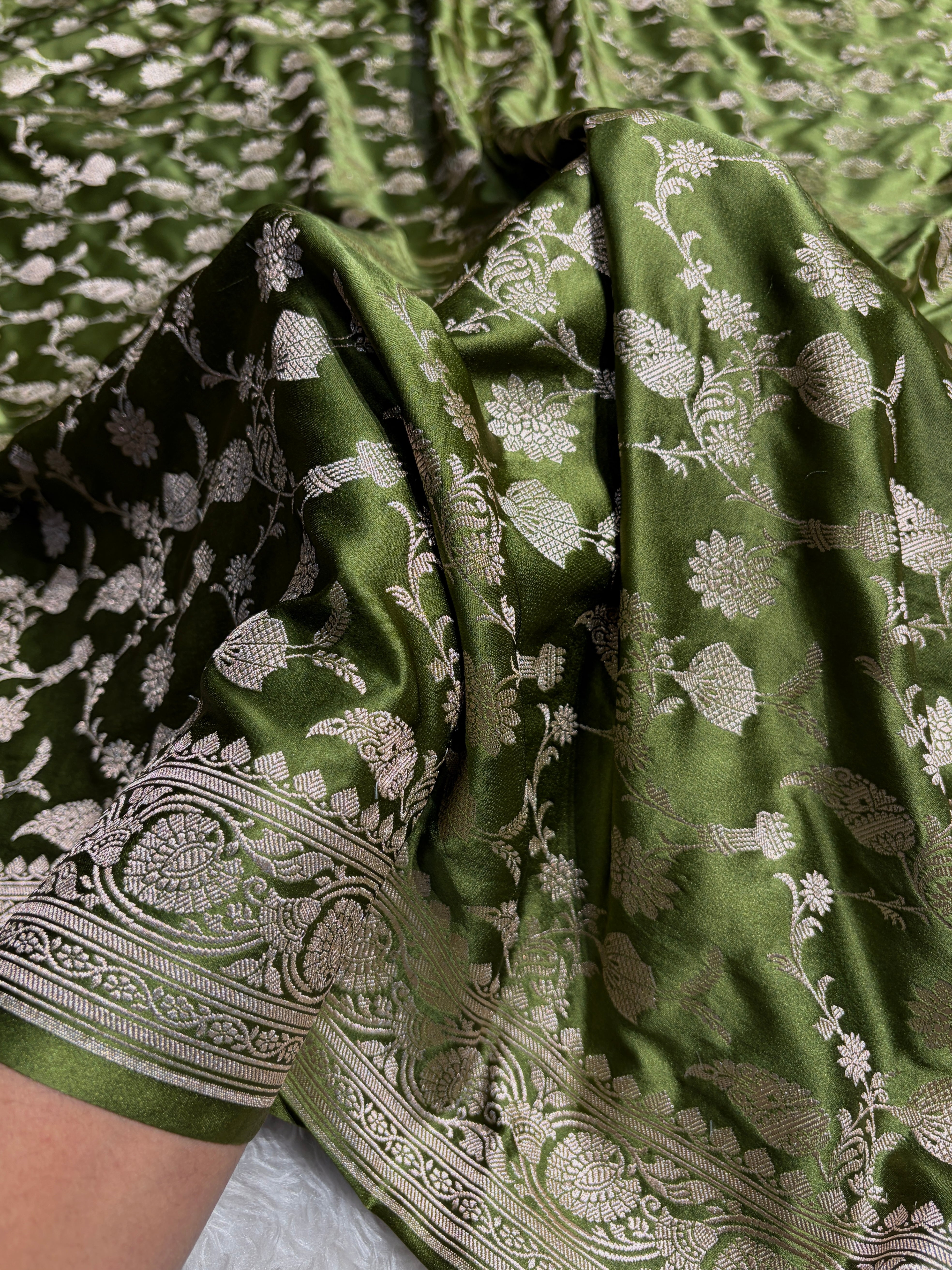 Mehendi Green Shades Jaal Mashru Silk Saree MS42