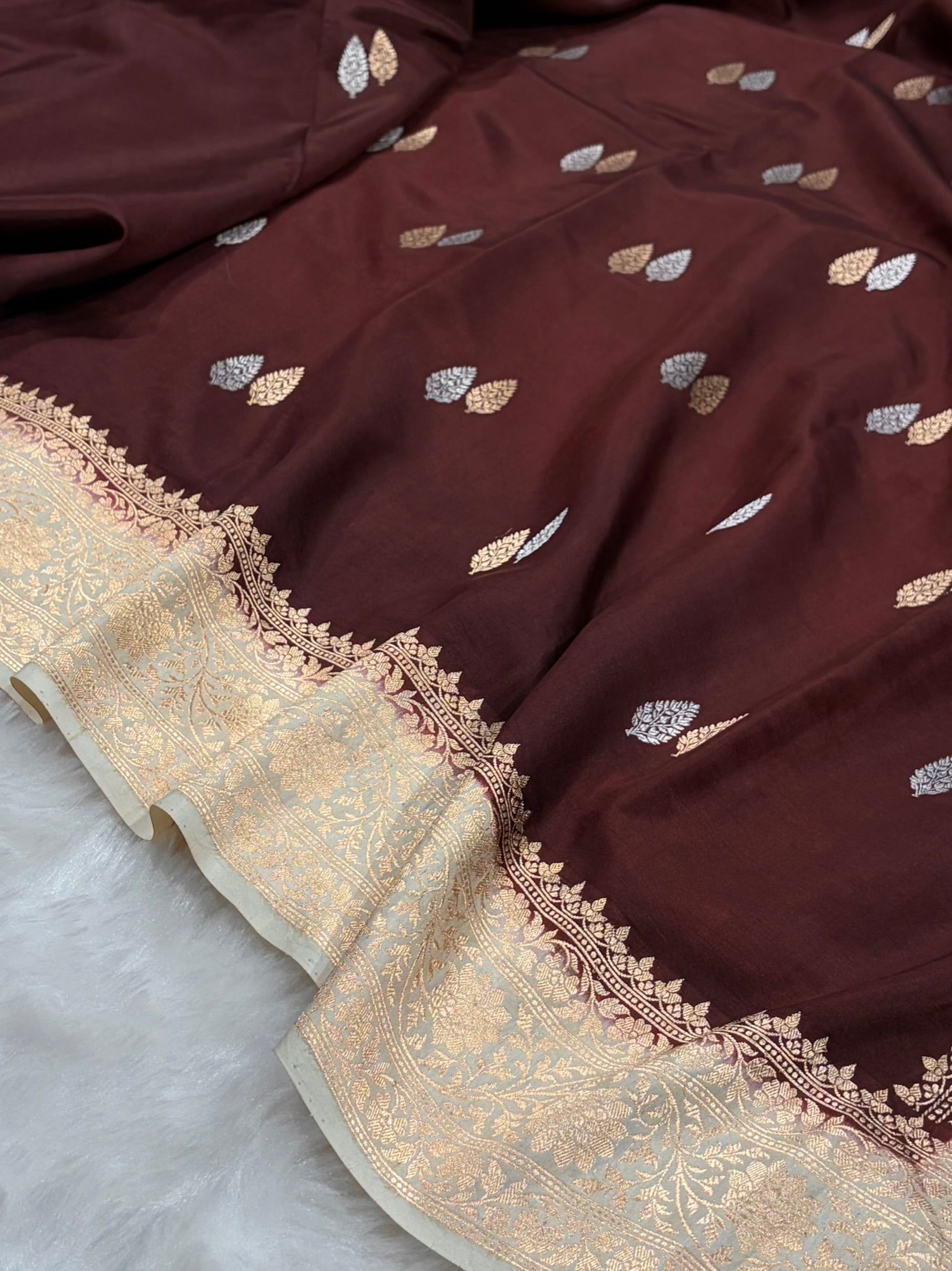 Banarasi Chocolate With Cream Contrast Shades  Boota Handwoven Pure Katan Paper Silk RM-76