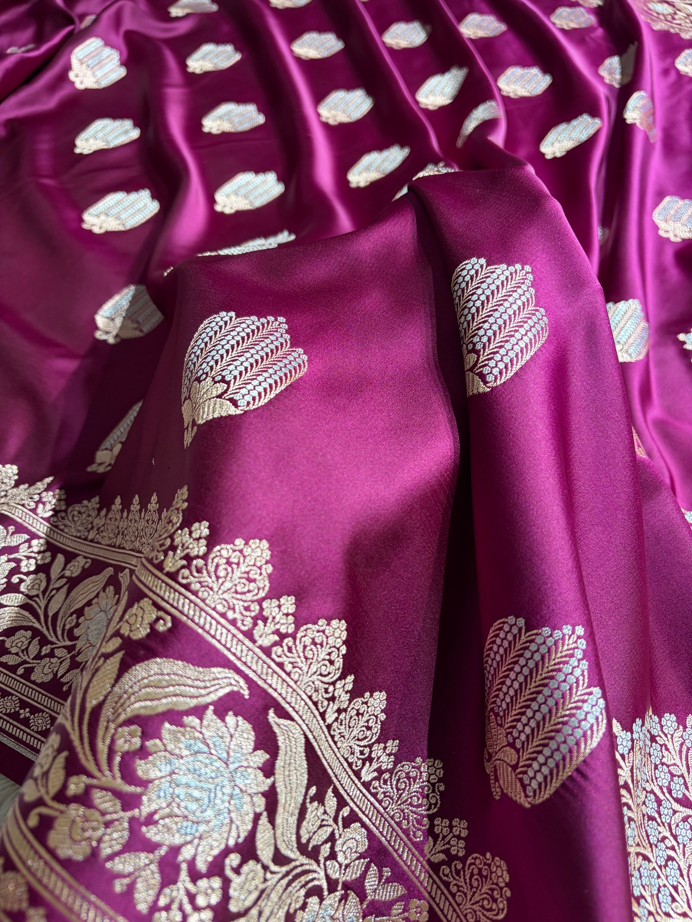 Wine Shades Banarasi Boota Pattern Minakari Floral Mashru Silk Saree MSM-122