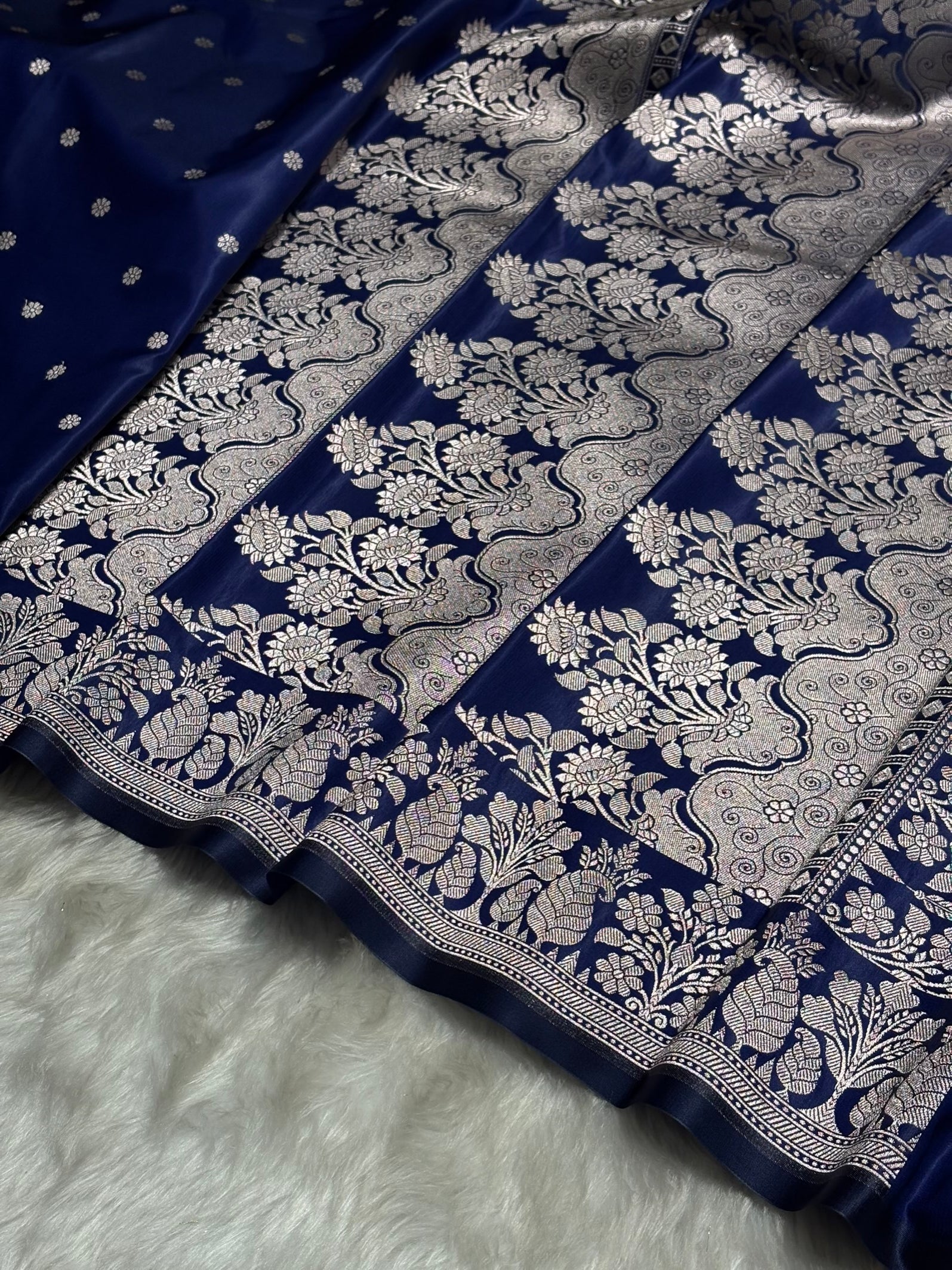 Navy Blue Floral Boota With Floral Border Mashru Silk Saree MSM 79