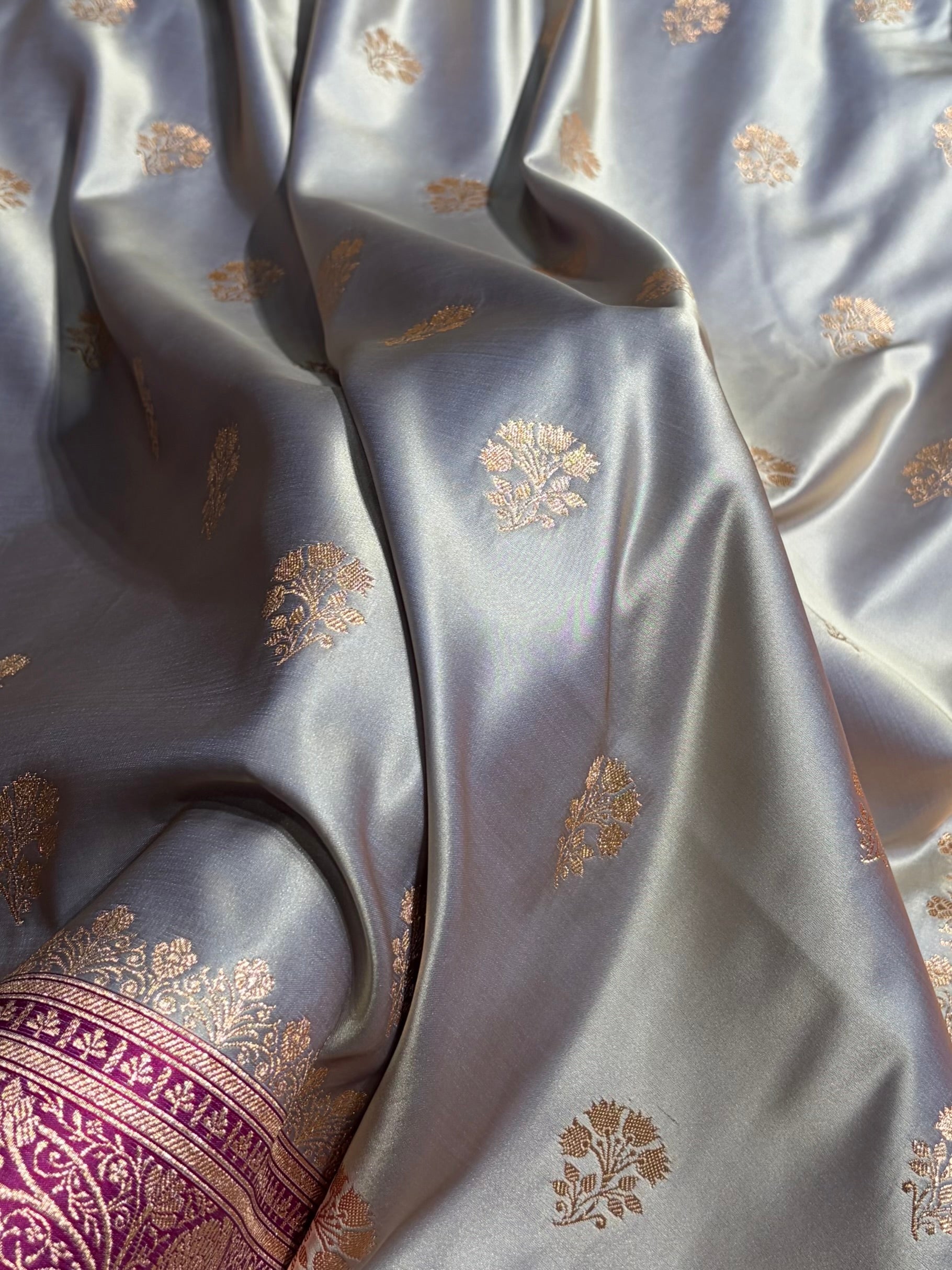 Cross Grey - Rani Banarasi Boota Katan Silk Saree SKM29