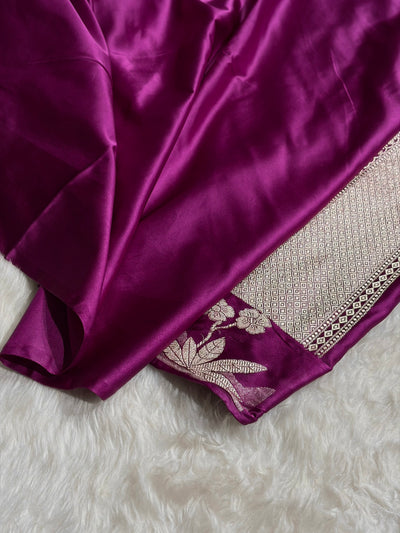 Wine Shades Floral Border Booti Mashru Silk Saree