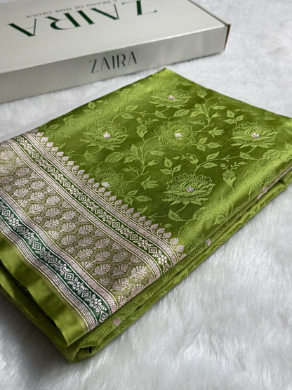 Banarasi Tanchoi Pista Green with Dark Green Blouse Shades Floral Booti Mashru Silk Saree