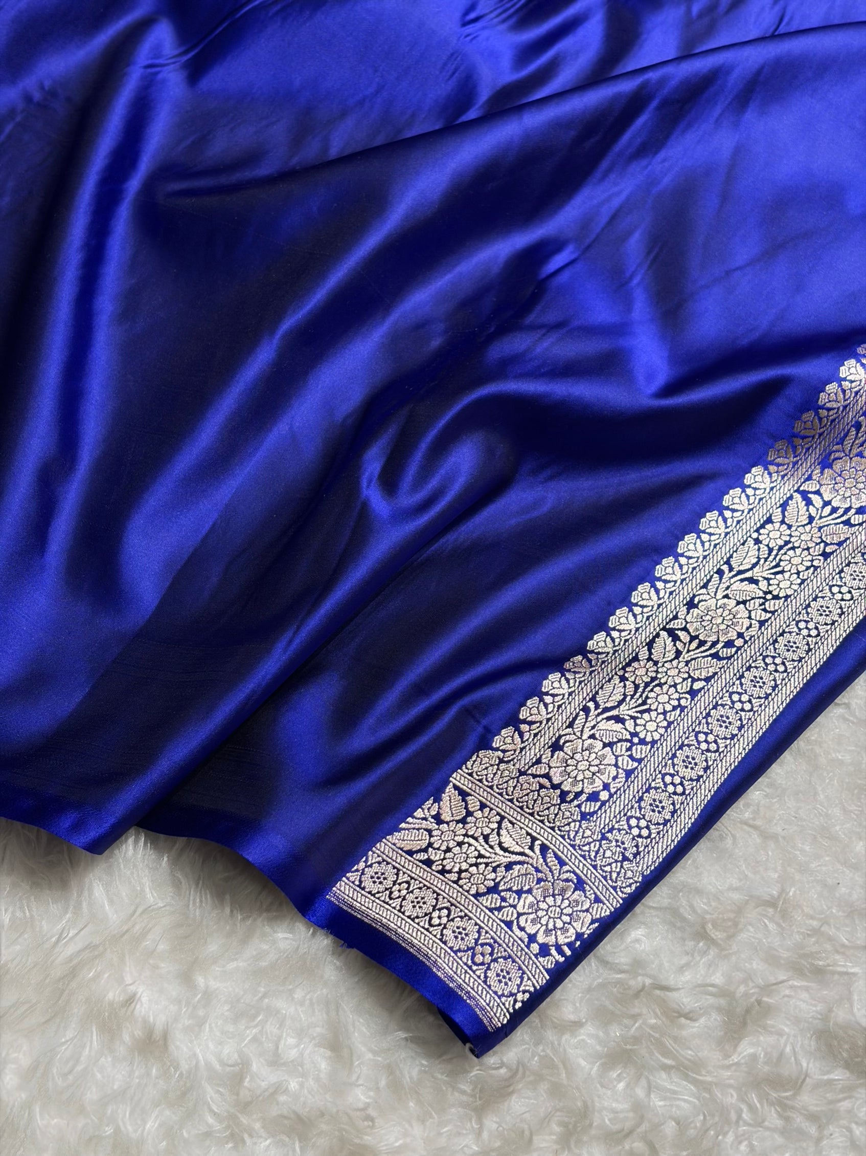 Royal Blue Shades Banarasi With Floral Border Mashru Silk Saree MSM-127