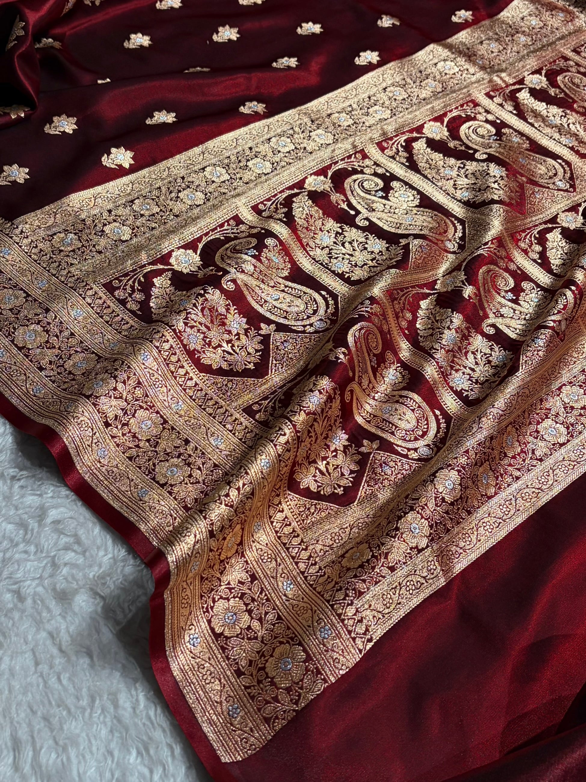 Maroon Shades Minakari Boota Pattern Banarasi Satin Silk Saree SS44