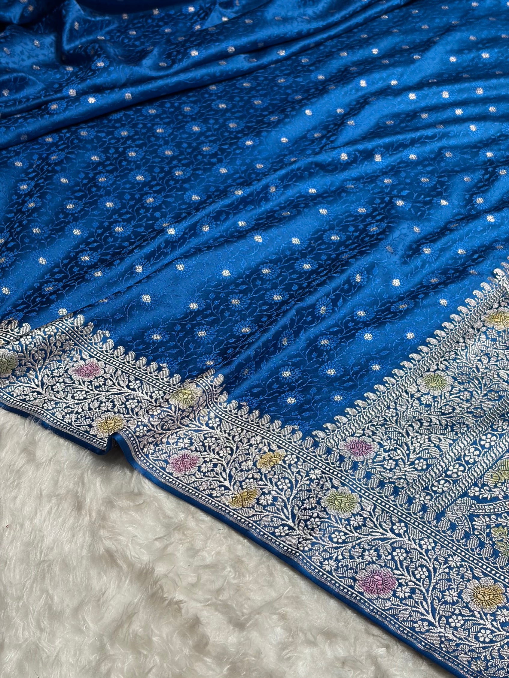 Royal Blue Shades  Booti Bananasi Minakari Tanchoi Mashru Silk Saree MS49