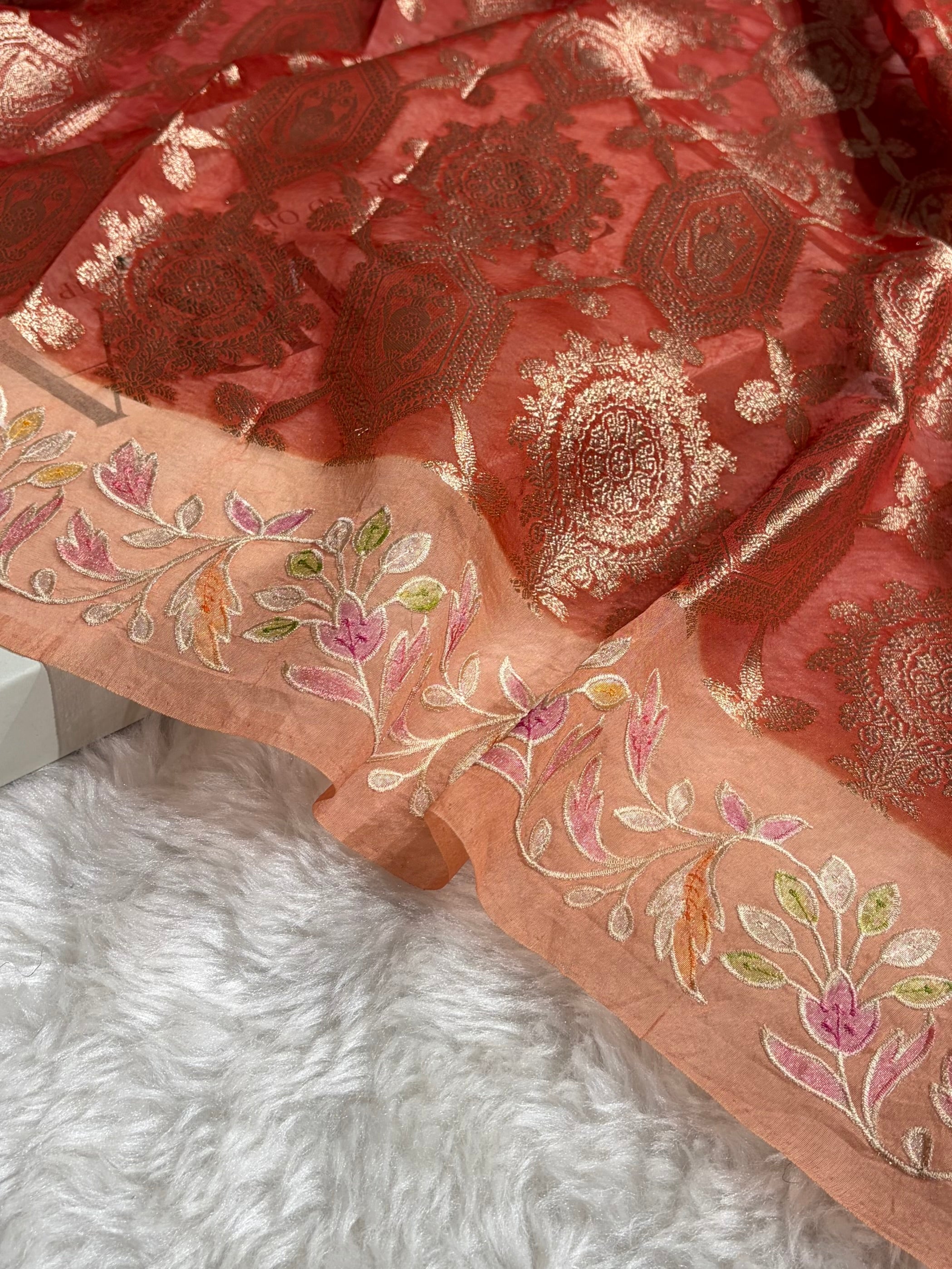 Banarasi Pure Organza Contrast Red With Light Peach Shades Banarasi Silk Saree PO-41