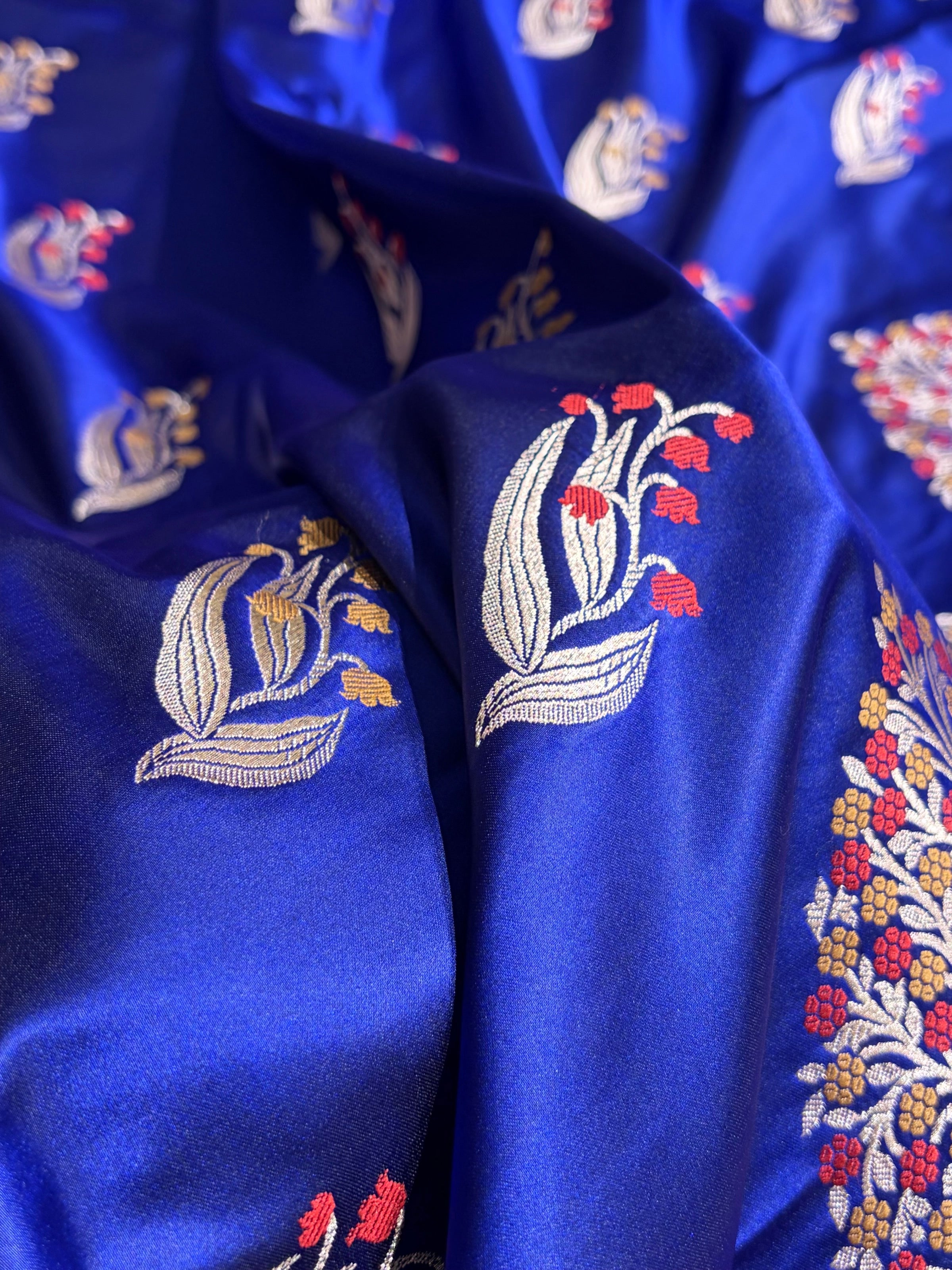 Royal Blue Shades Banarasi Boota Pattern Minakari Floral Mashru Silk Saree MSM-121