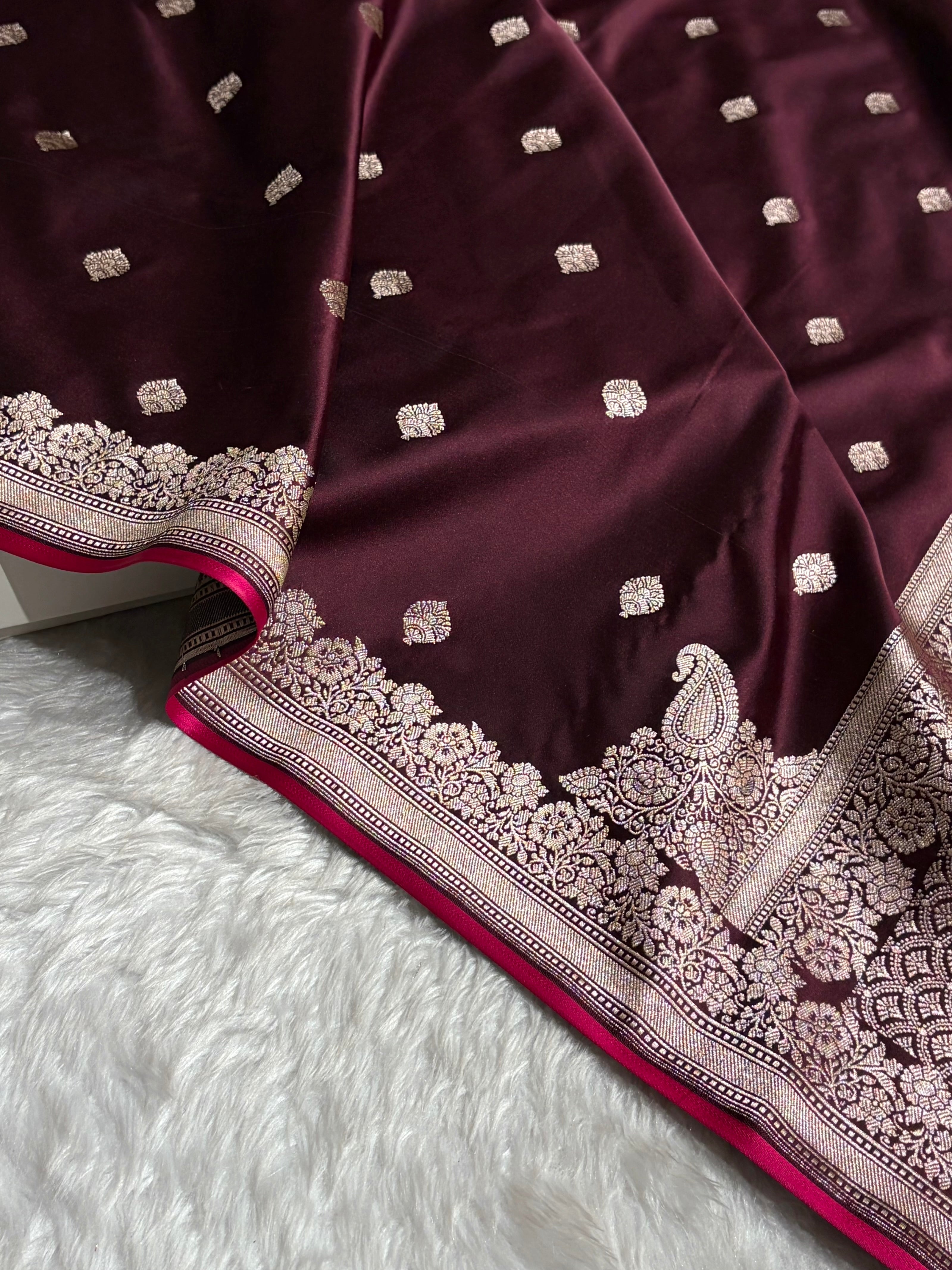 Chocolate Shade With Booti Pattern Mashru Silk Saree