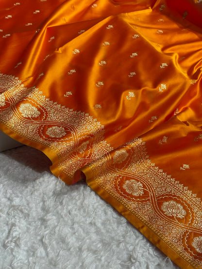 Banarasi Fire Gold Booti Pattern Satin Katan Silk Saree SK54