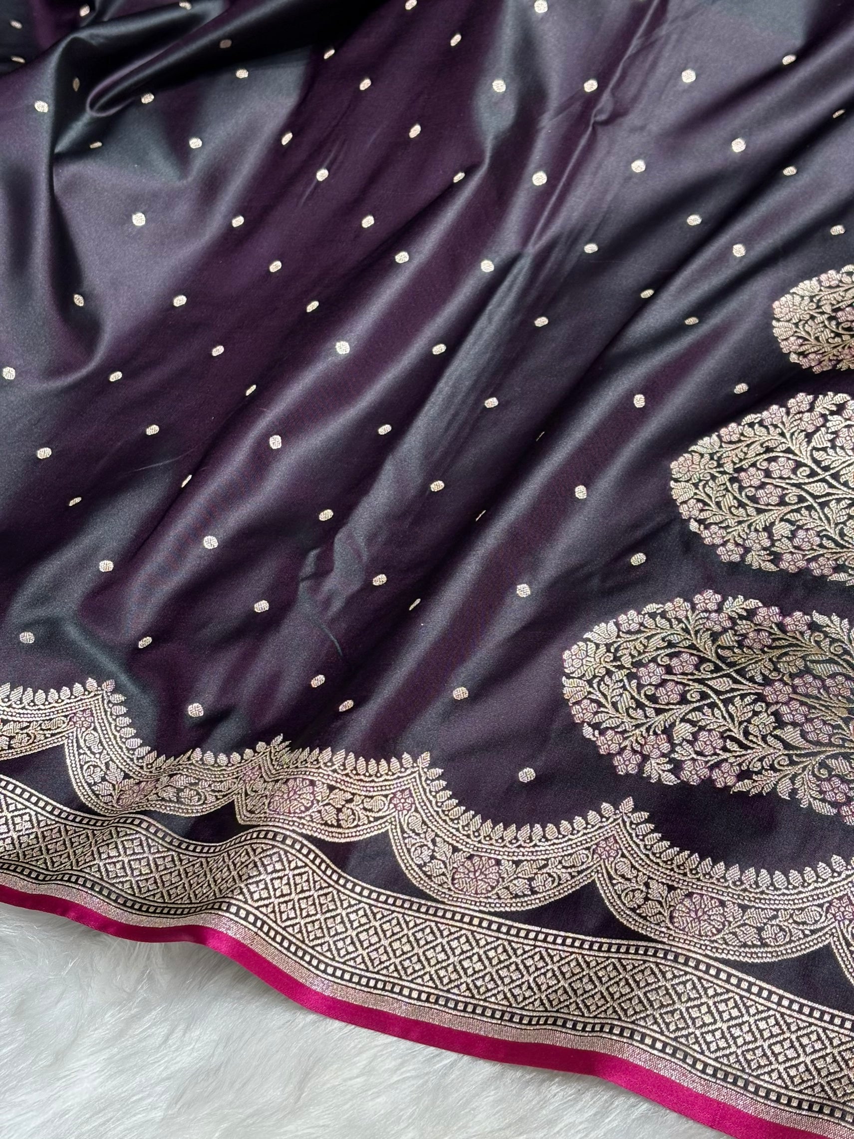 Dark Purple Shades Scallop Motif Booti Mashru Silk Saree MSM-56