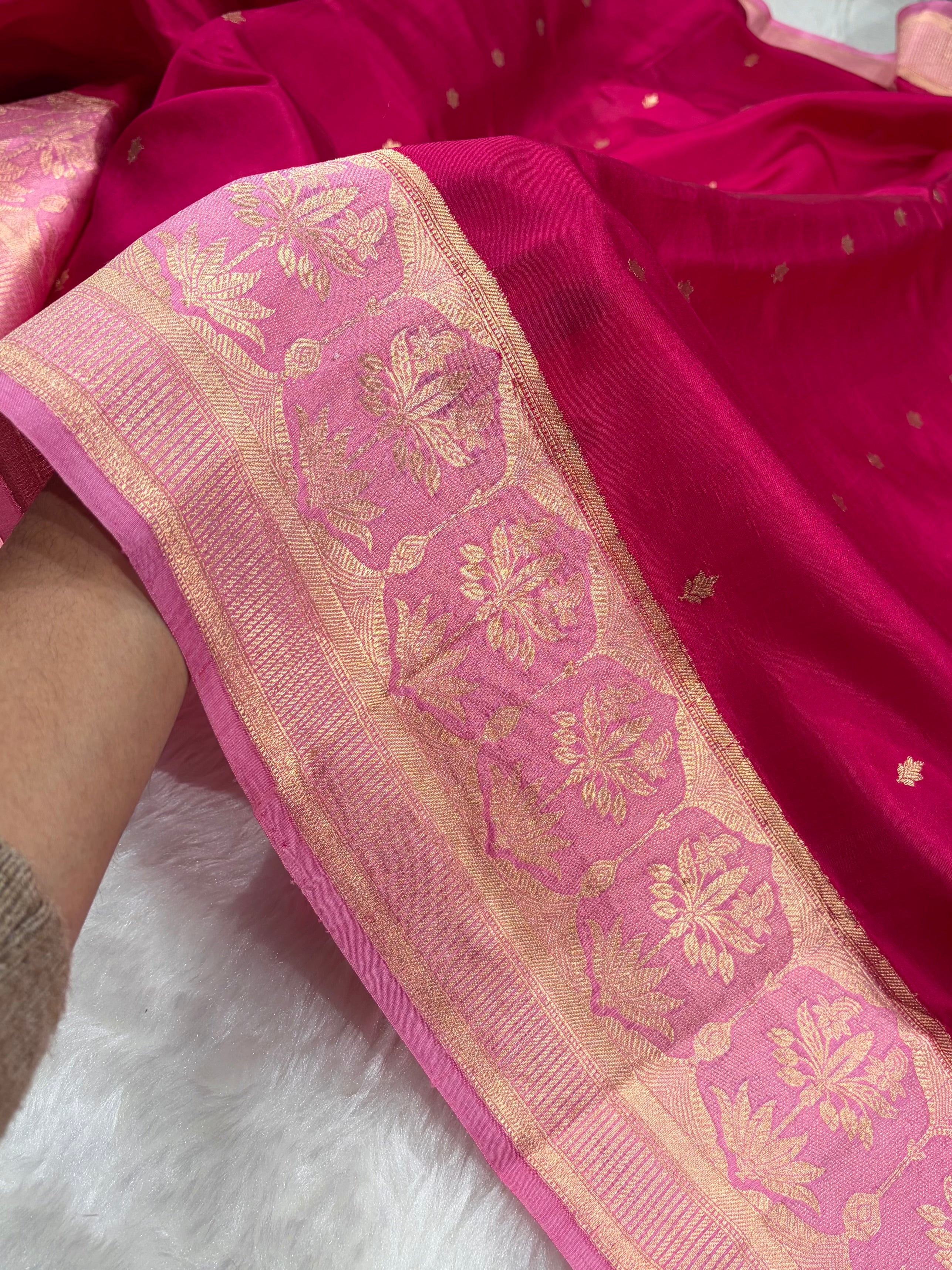 Banarasi Dark Rani With Baby Pink Contrast Shades Handwoven Pure Paper Silk Saree RM-89